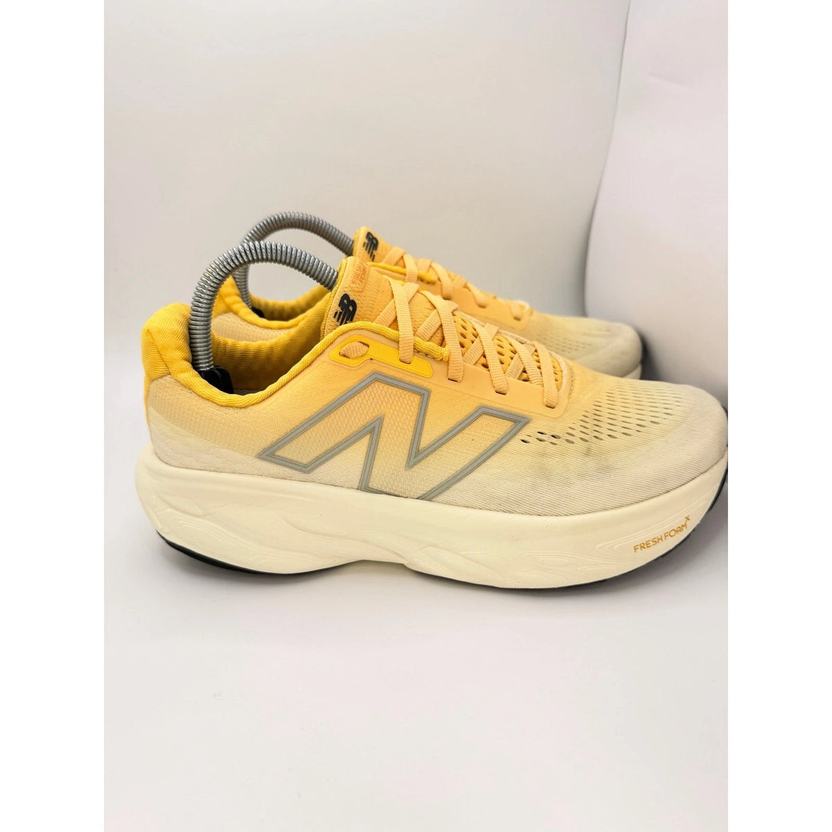 New Balance Fresh Foam X 1080 v14 Womens UK 6.5 Yellow Running Shoes — photo 6
