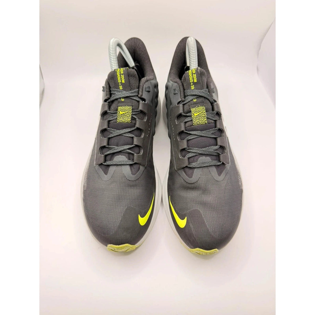 Nike Pegasus 39 Shield Waterproof Running Shoes UK 5.5 Grey Volt — photo 3