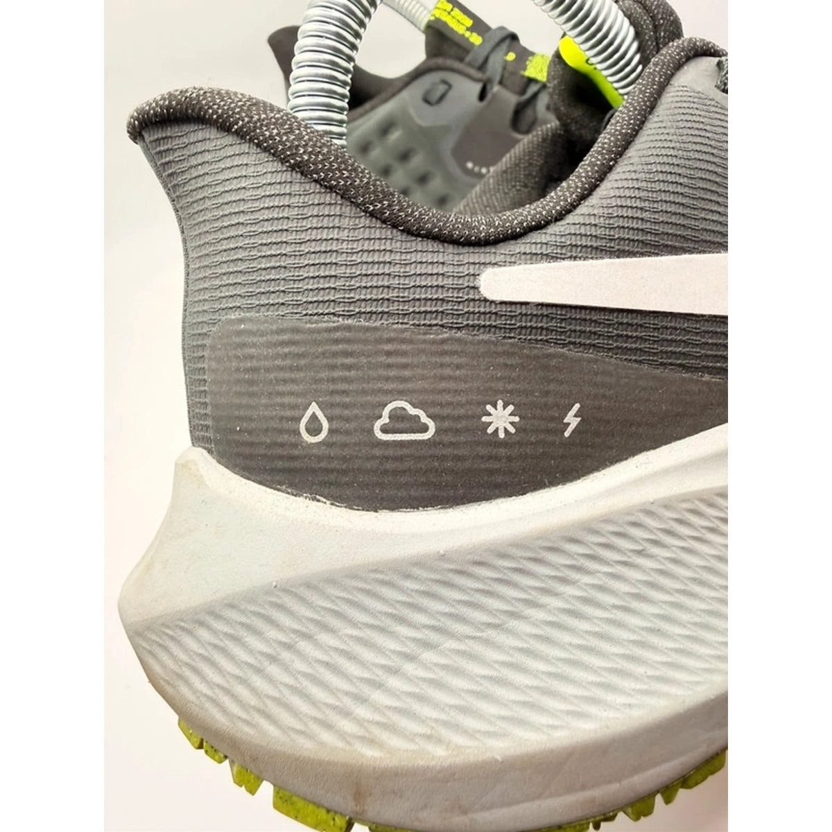 Nike Pegasus 39 Shield Waterproof Running Shoes UK 5.5 Grey Volt — photo 14