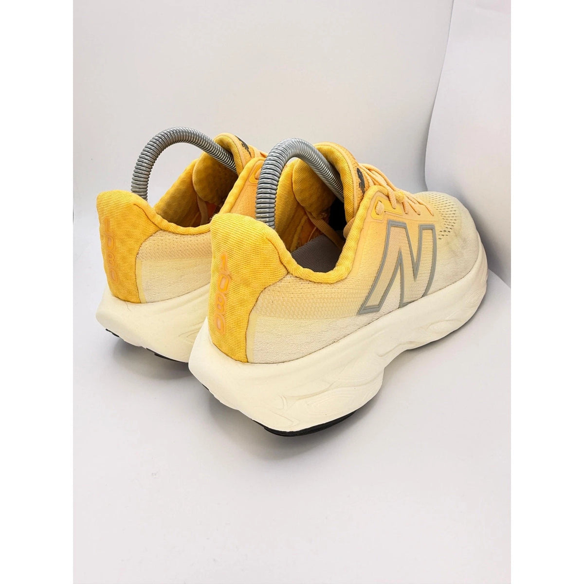 New Balance Fresh Foam X 1080 v14 Womens UK 6.5 Yellow Running Shoes — photo 7