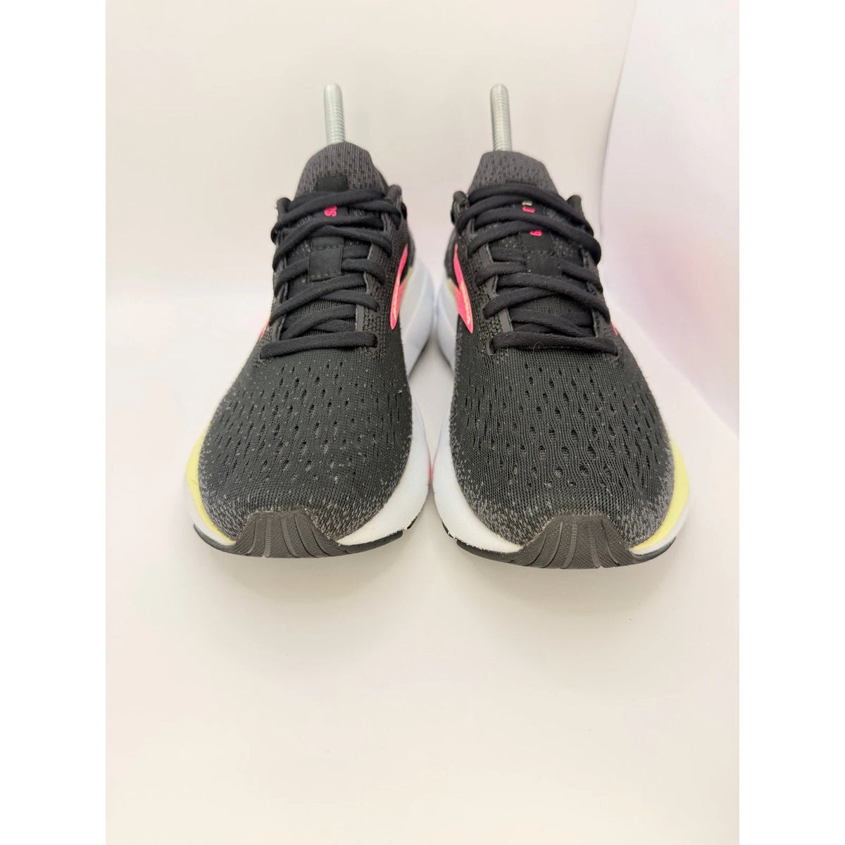 Brooks Ghost 16 Womens UK 5 Black Pink Running Trainers — photo 2