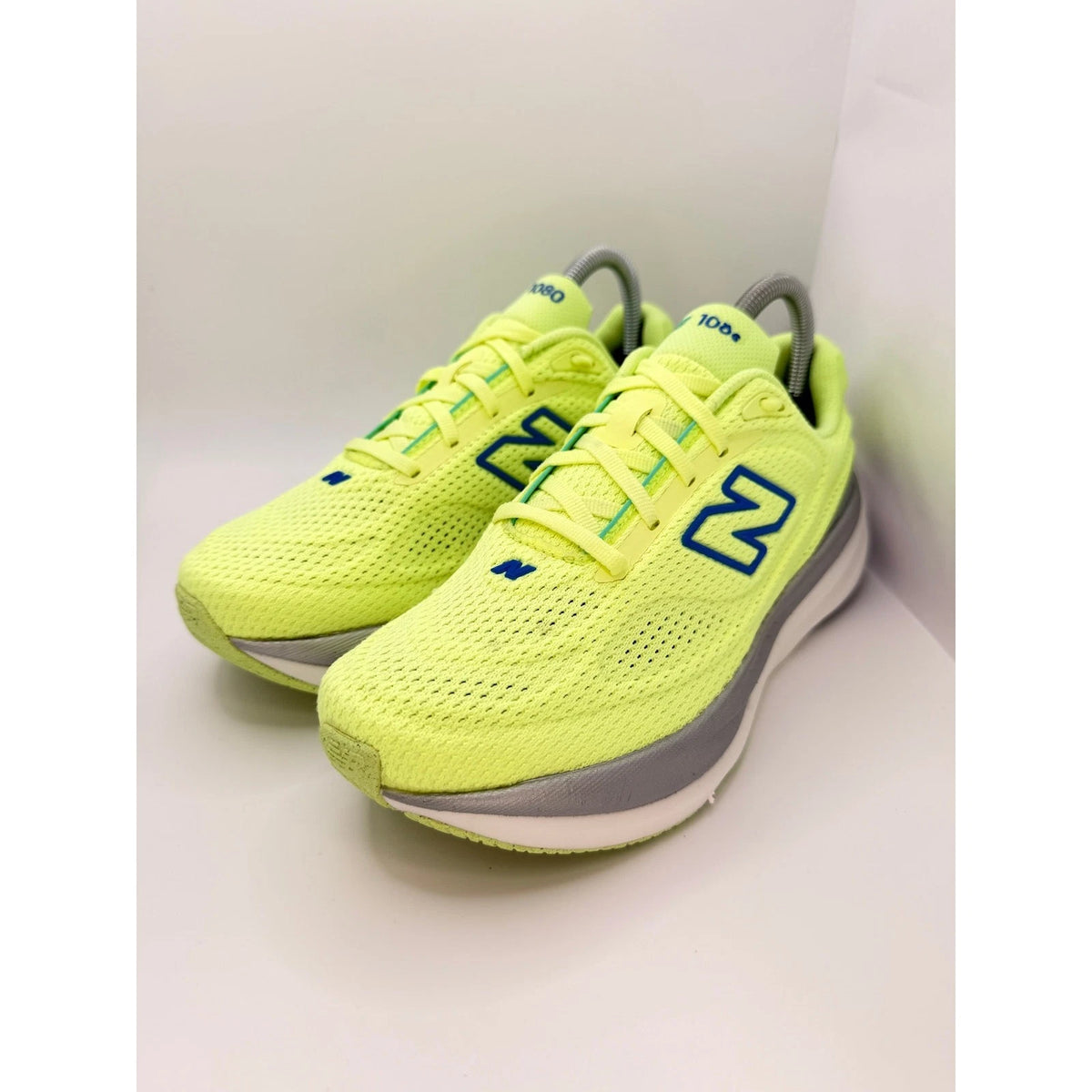 New Balance 1080v15 Womens UK 6 Neon Yellow Infinion Running Shoes — photo 1