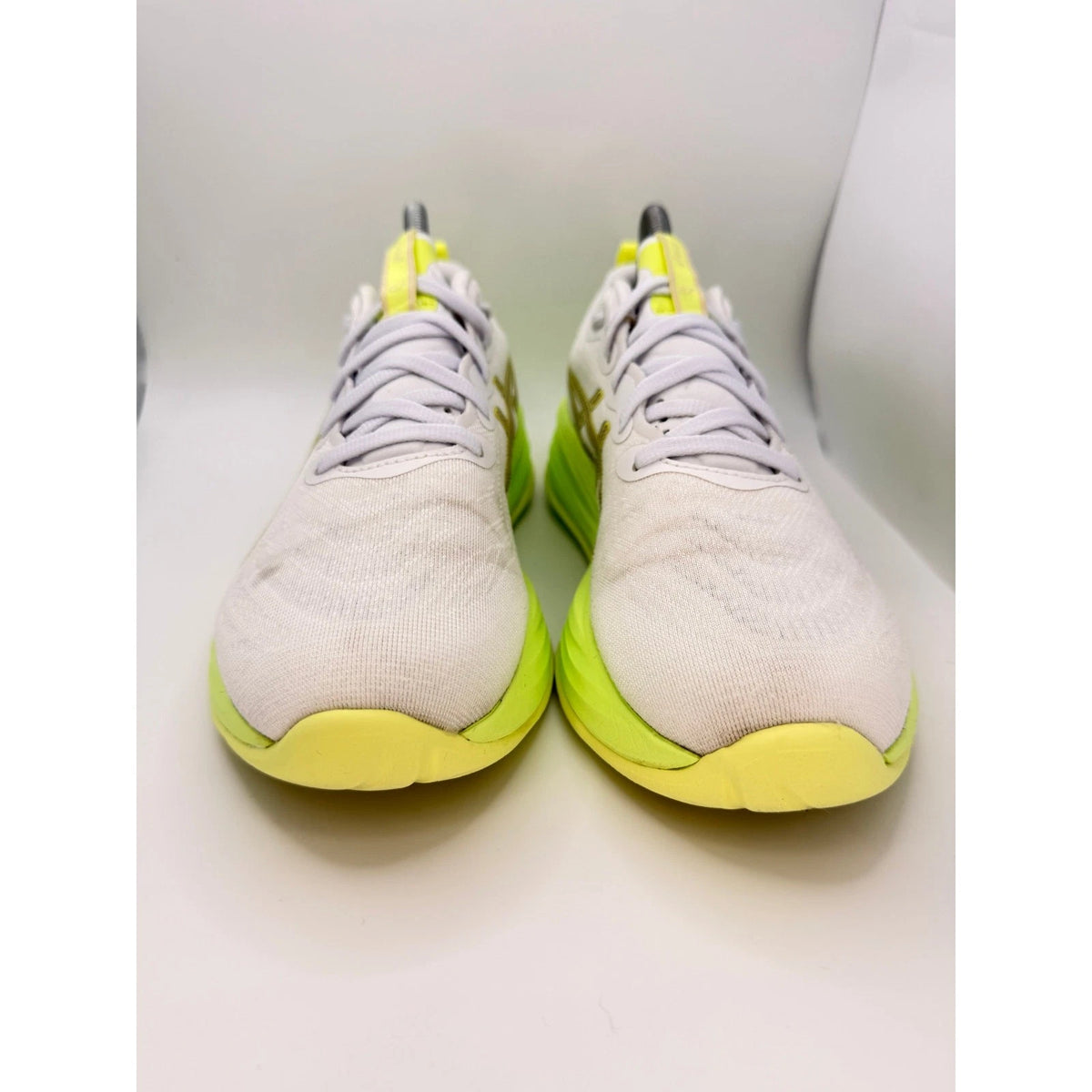 ASICS GEL-CUMULUS 27 Womens Running Trainers UK 7.5 White Lime — photo 2