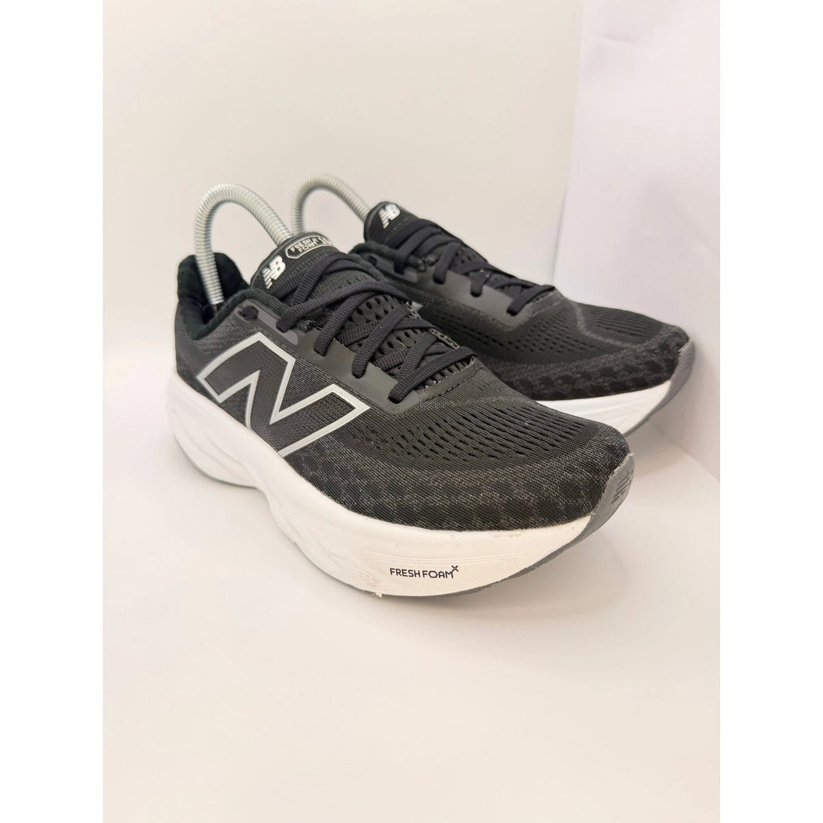 New Balance Fresh Foam X 1080 v14 Women’s UK 5 Running Shoes Black/White — photo 4