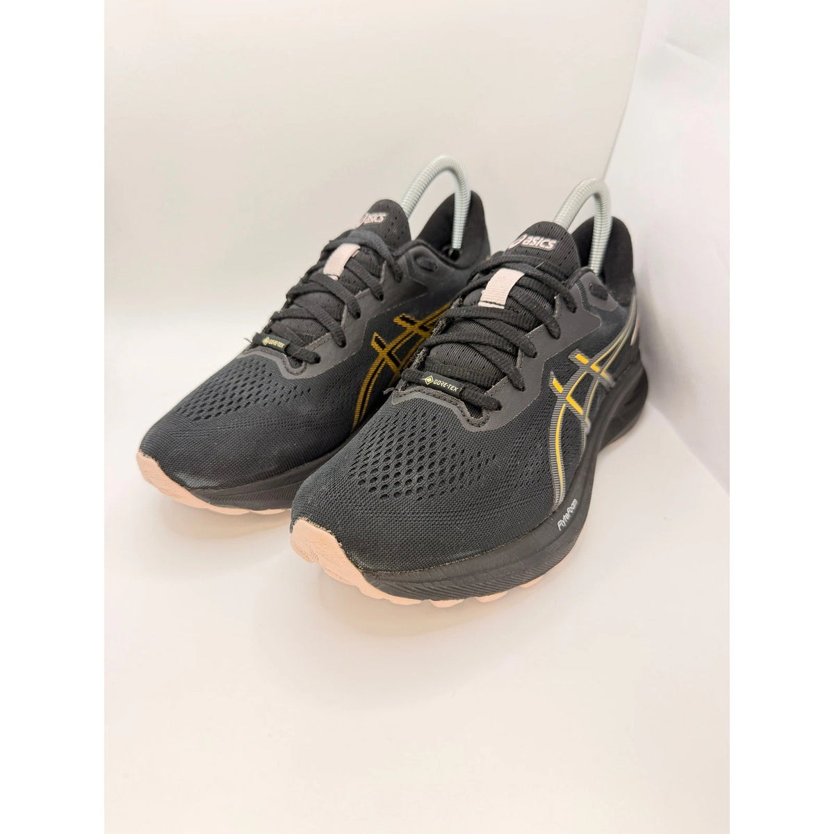 ASICS GT-1000 13 GTX Womens Waterproof Running Trainers UK 6 Black — photo 1