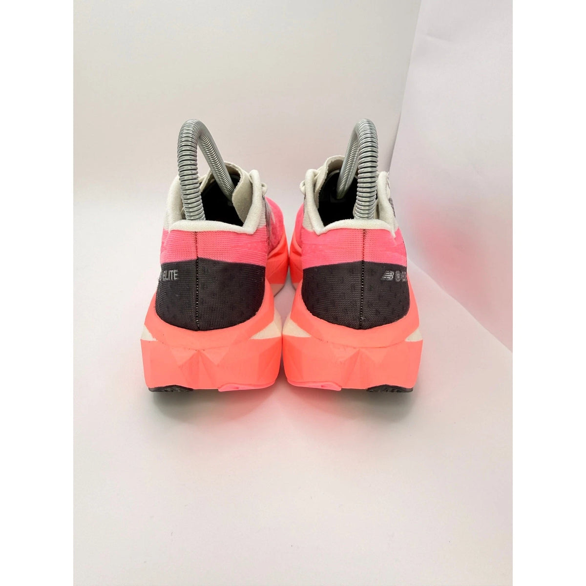 New Balance FuelCell SuperComp Elite V4 Womens Running Shoes UK 5 — photo 11