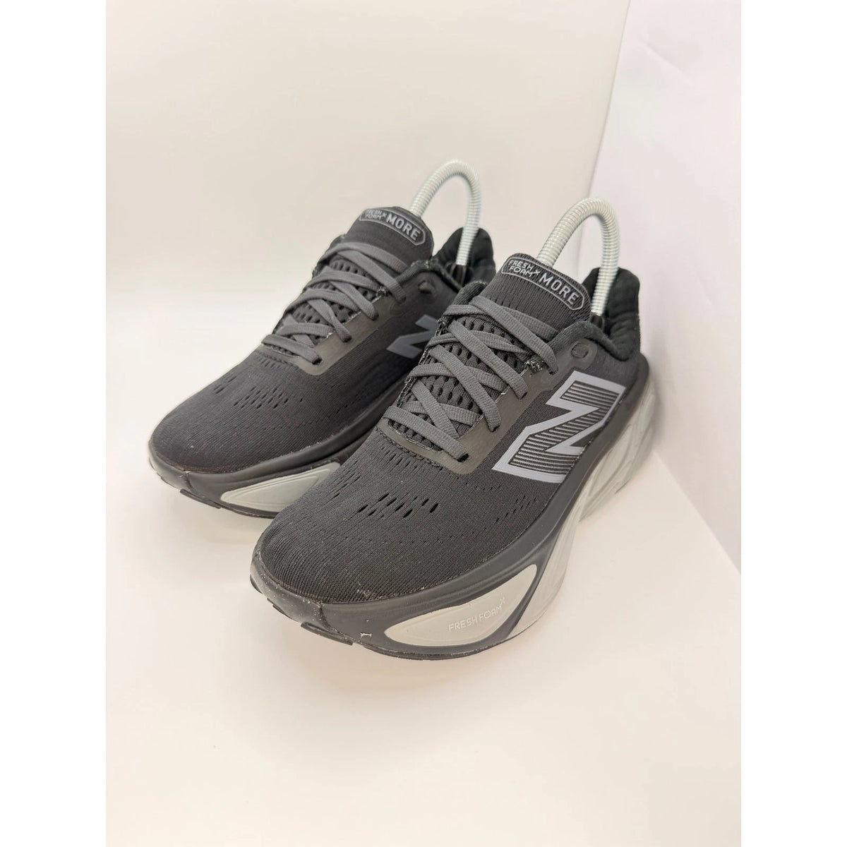 New Balance Fresh Foam X More v5 Womens UK 4 Black Max Cushion Running Shoes — photo 1
