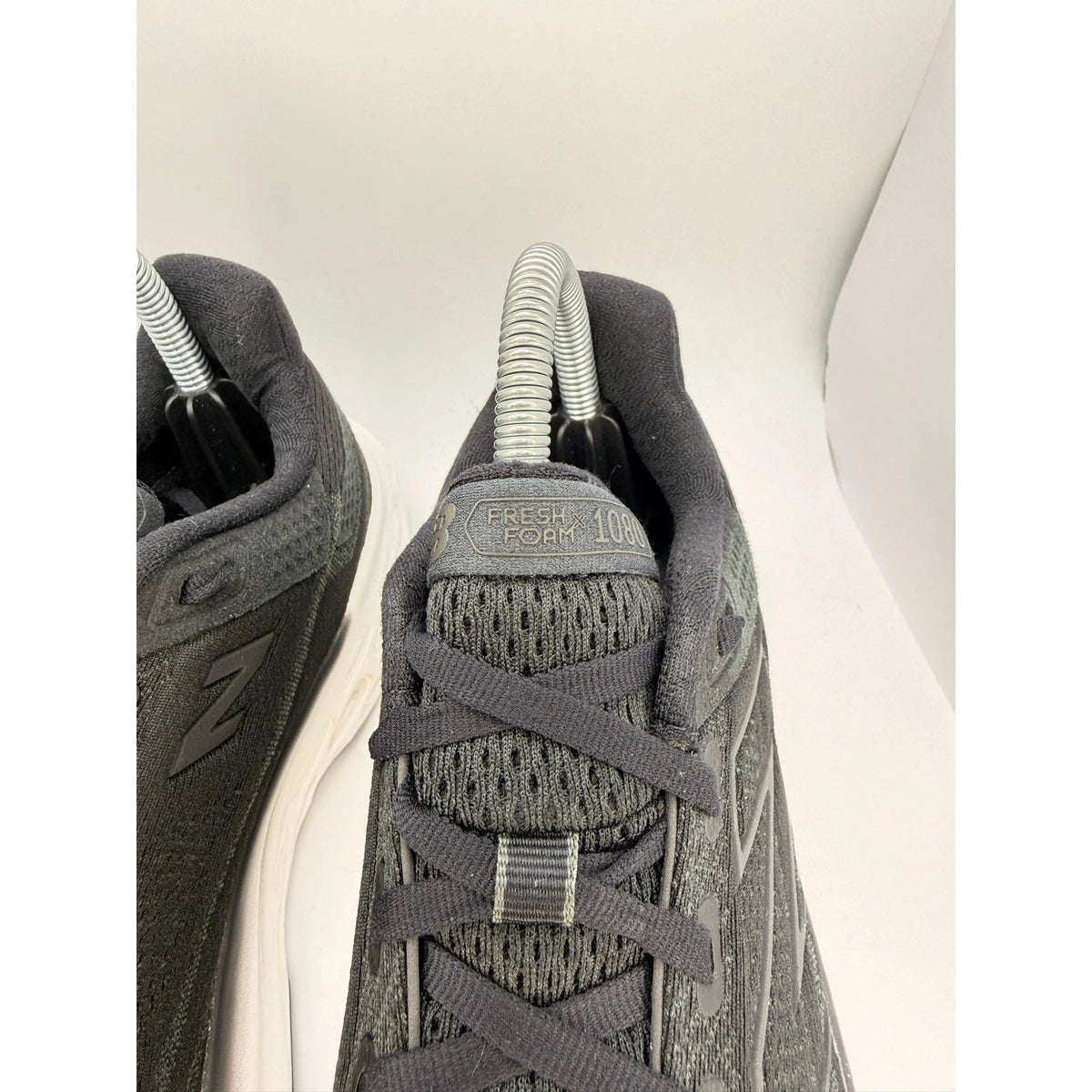 New Balance 1080 v14 Womens UK 6.5 Running Shoes Black Grey Trainers — photo 4