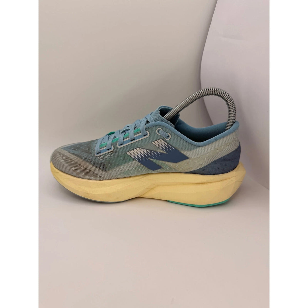 New Balance FuelCell Rebel v4 Womens Running Shoes Gym Trainers UK 5.5 Blue — photo 4