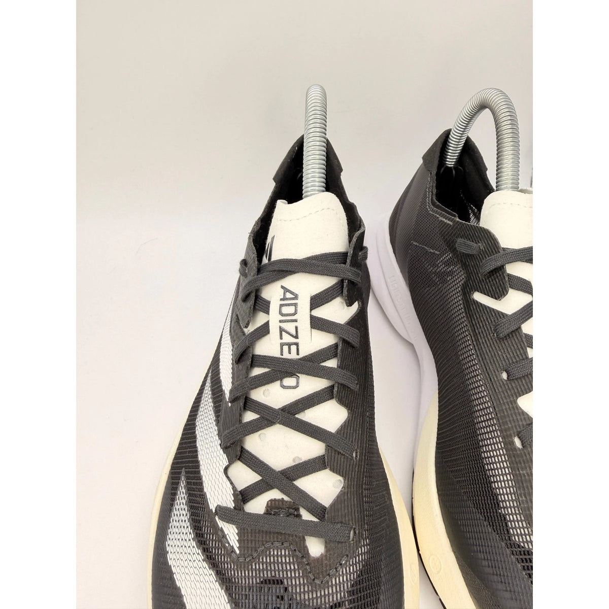 Adidas Adizero Adios 8 Womens Black White Running Shoes Gym Trainers UK 6 — photo 4