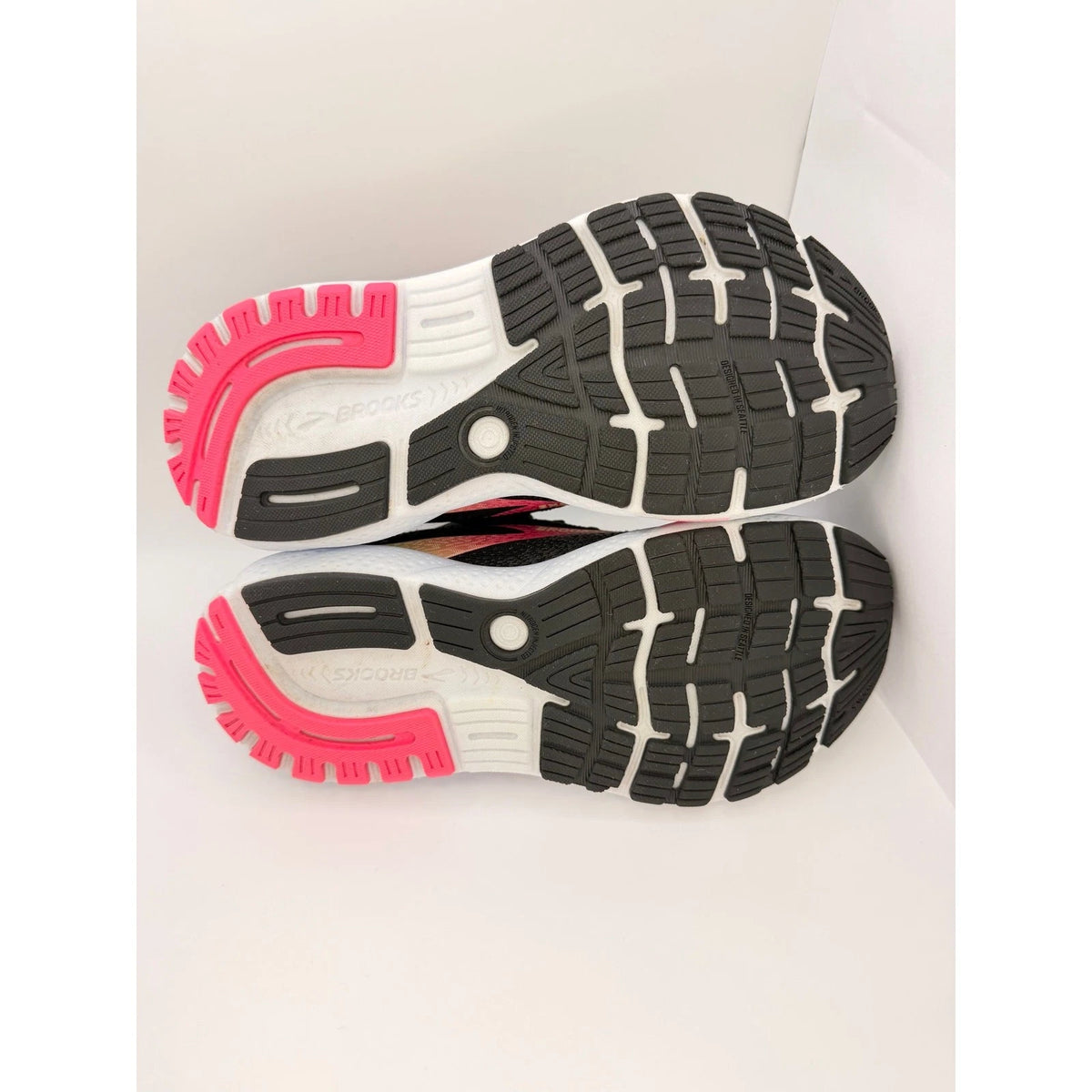 Brooks Ghost 16 Womens UK 5 Black Pink Running Trainers — photo 14