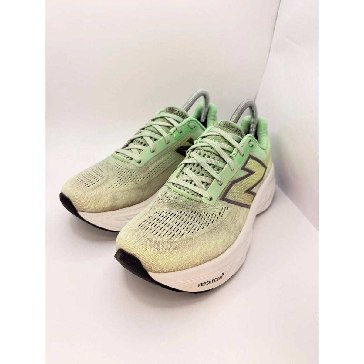 New Balance Fresh Foam X 1080 v14 Womens UK 6.5 Green Running Shoes — photo 1