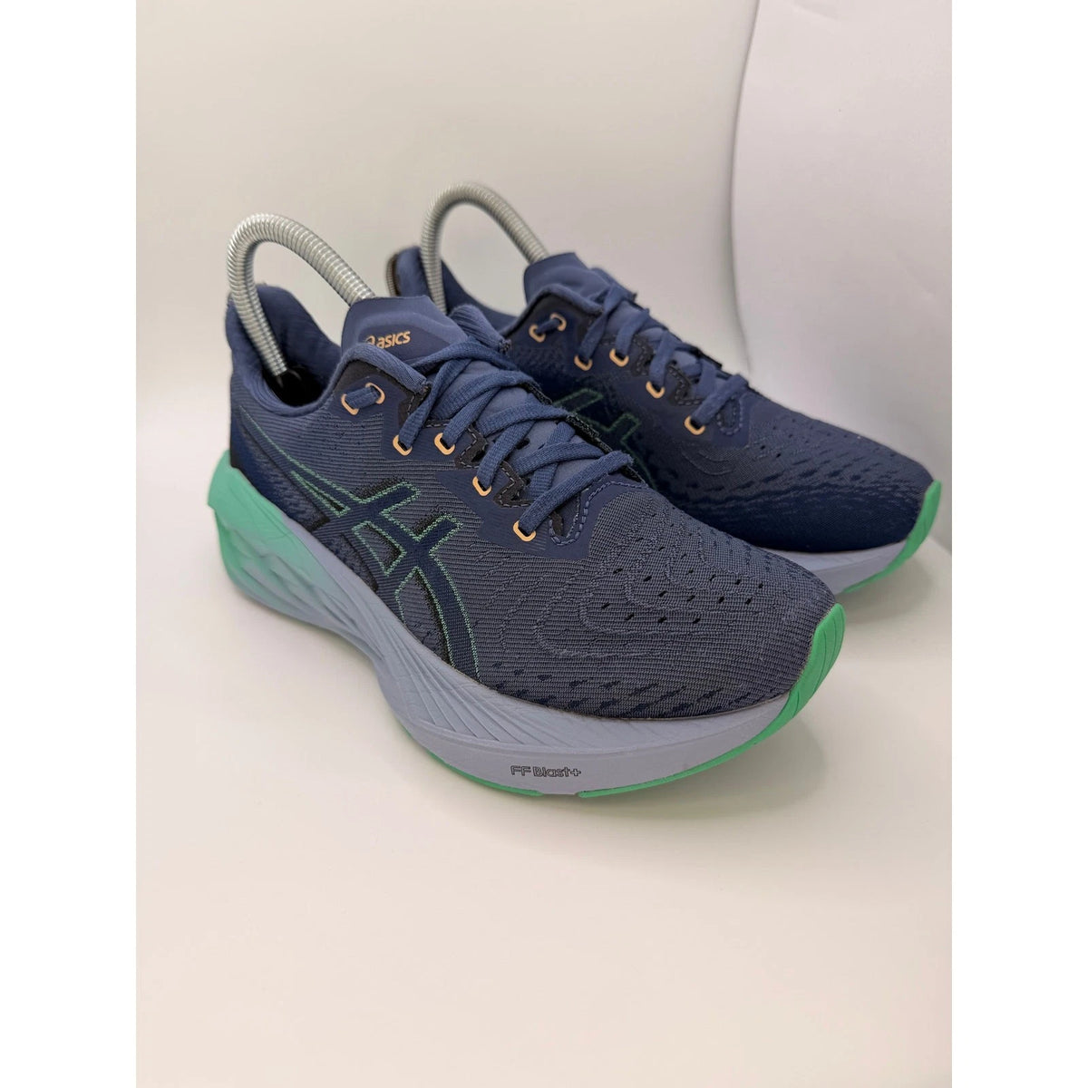 ASICS Novablast 4 Women’s Running Shoes UK 4.5 Cushioned Daily Trainer — photo 3
