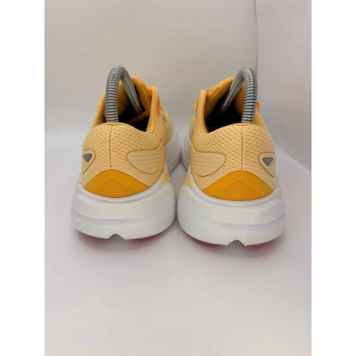 Brooks Ghost Max 3 Womens UK6 Cushioned Running Shoes Yellow Max Cushion Trainer — photo 13