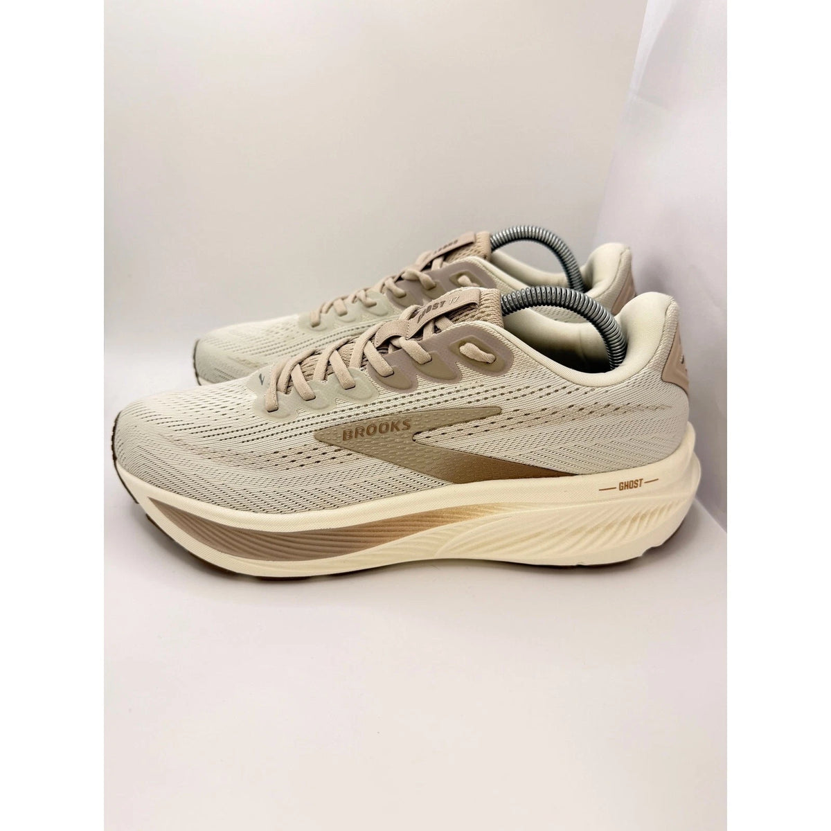 Brooks Ghost 17 Men's Size 9.5 UK Neutral Cushioned Running Shoes / Gym Trainers — photo 9