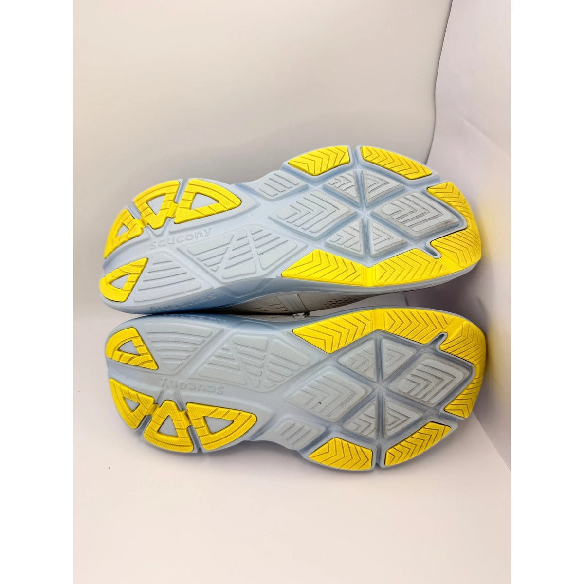 Saucony Guide 18 Womens Stability Running Shoes UK 6.5 White Blue Yellow — photo 15