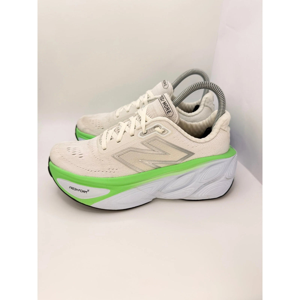 New Balance Fresh Foam X More v5 Womens UK 4 White Max Cushion Running Shoes — photo 9