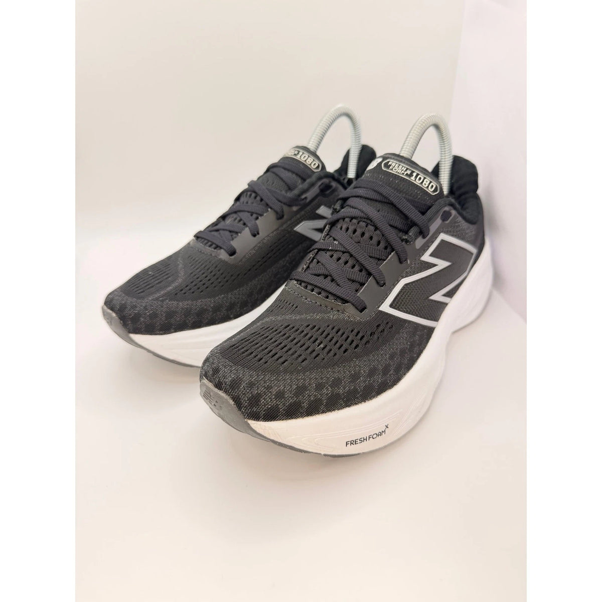New Balance Fresh Foam X 1080 v14 Women’s UK 5 Running Shoes Black/White — photo 1