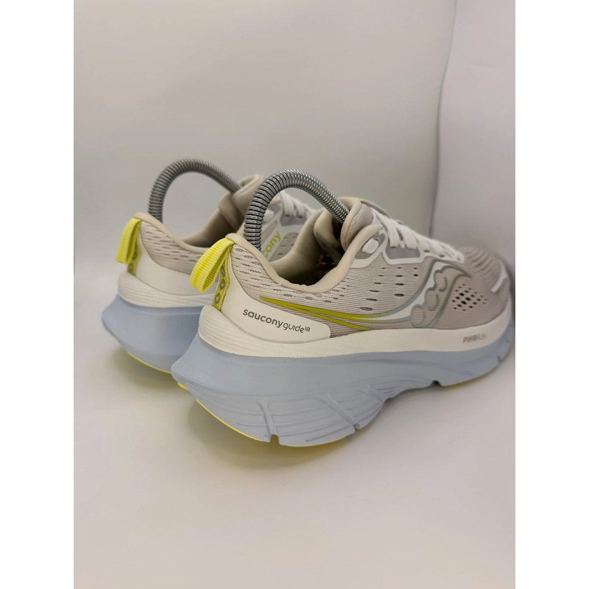 Saucony Guide 18 Womens Stability Running Shoes Size 6.5 UK Gym Trainers White — photo 6