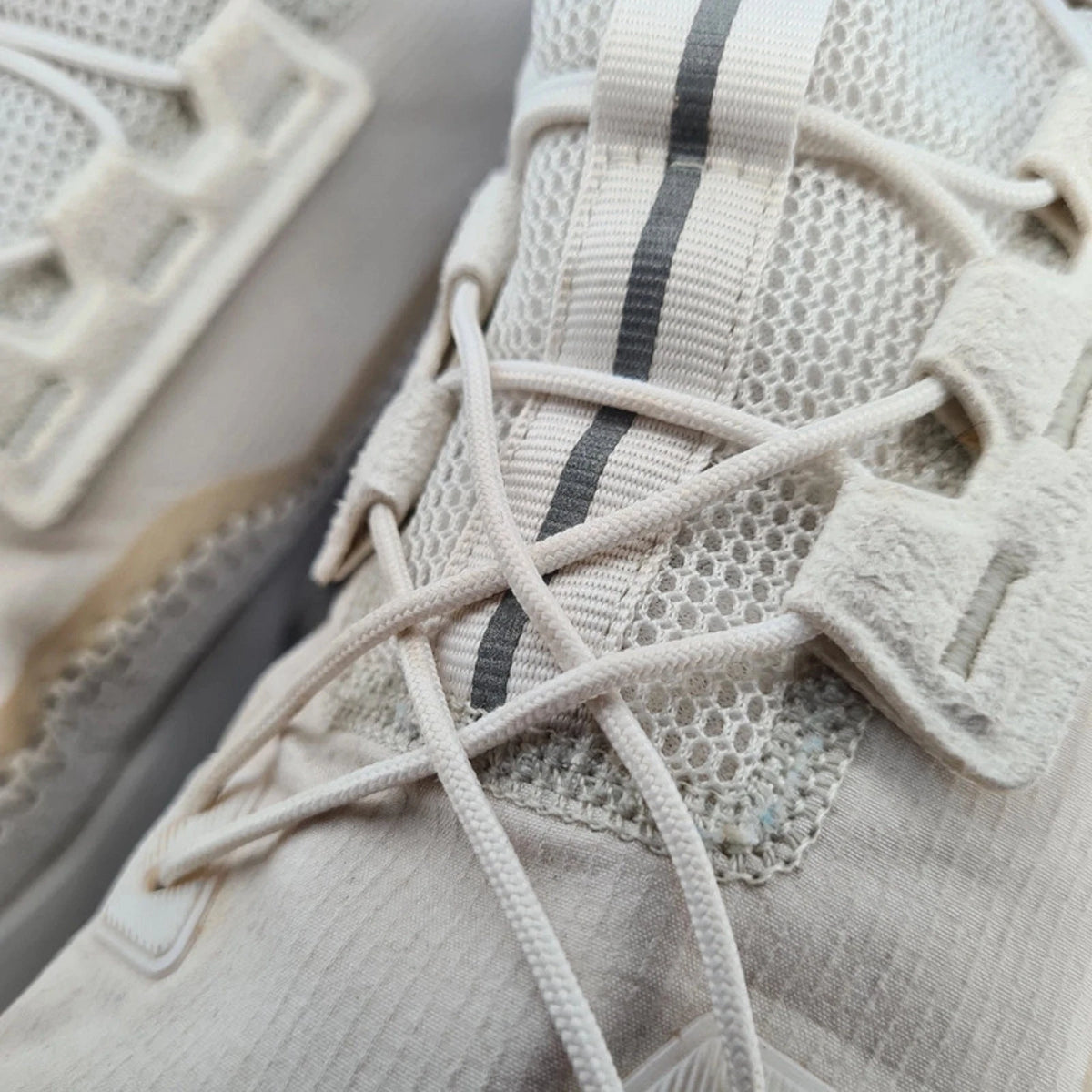 On Running Cloudultra Women’s UK 6 Undyed White / Glacier Premium Trail — photo 10