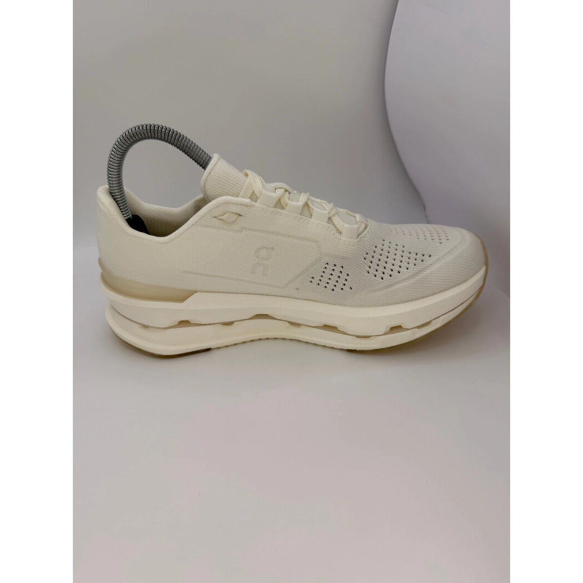 On Running Cloudrise Cyclon Womens UK 5.5 Cream Performance Running Shoes — photo 14