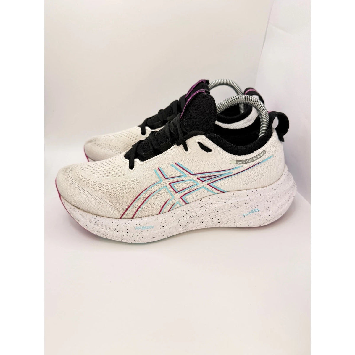 ASICS Gel Nimbus 26 Womens UK 7 Running Shoes White & Black Gym Trainers — photo 10