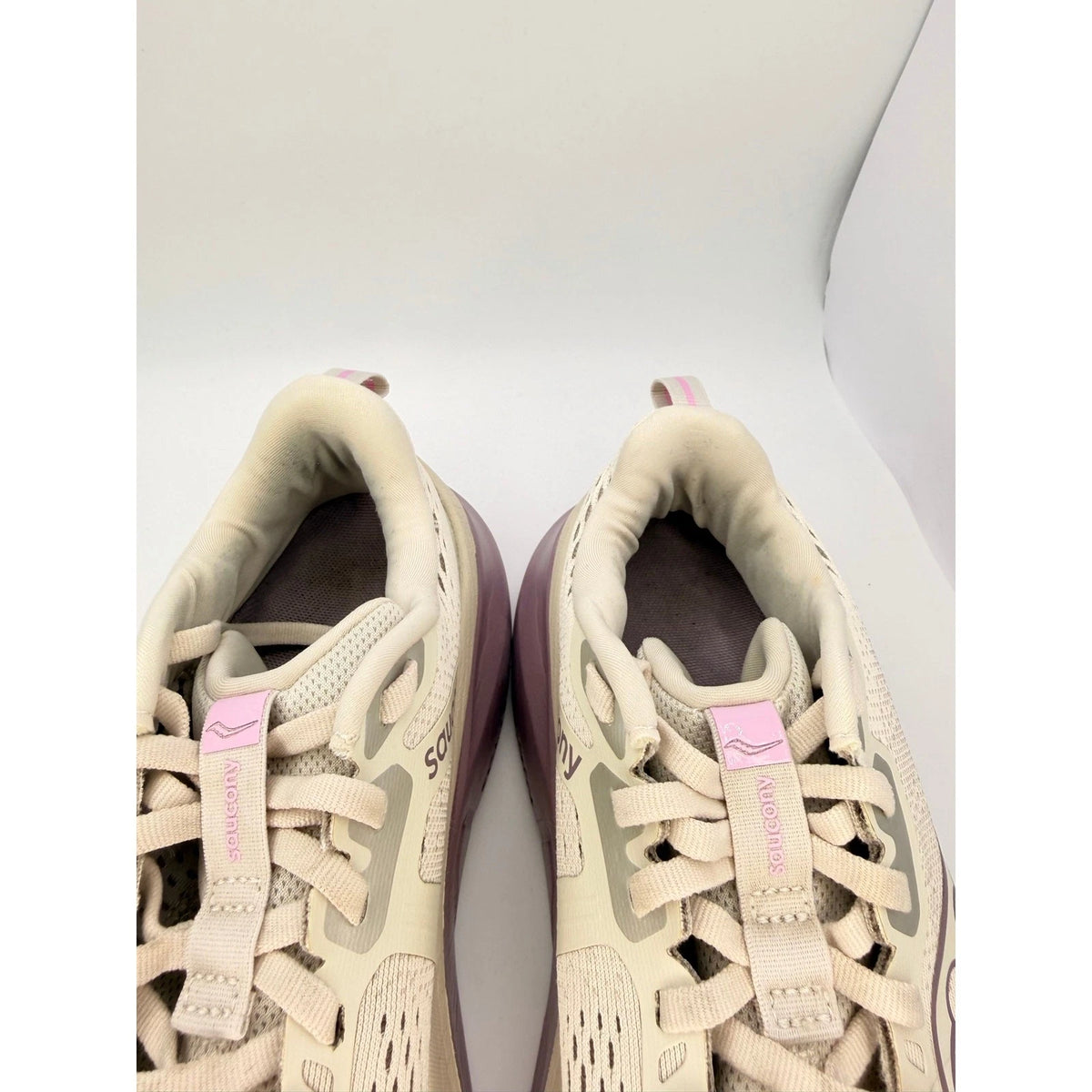 Saucony Guide 18 Womens Stability Running Shoes Size Gym Trainers — photo 12