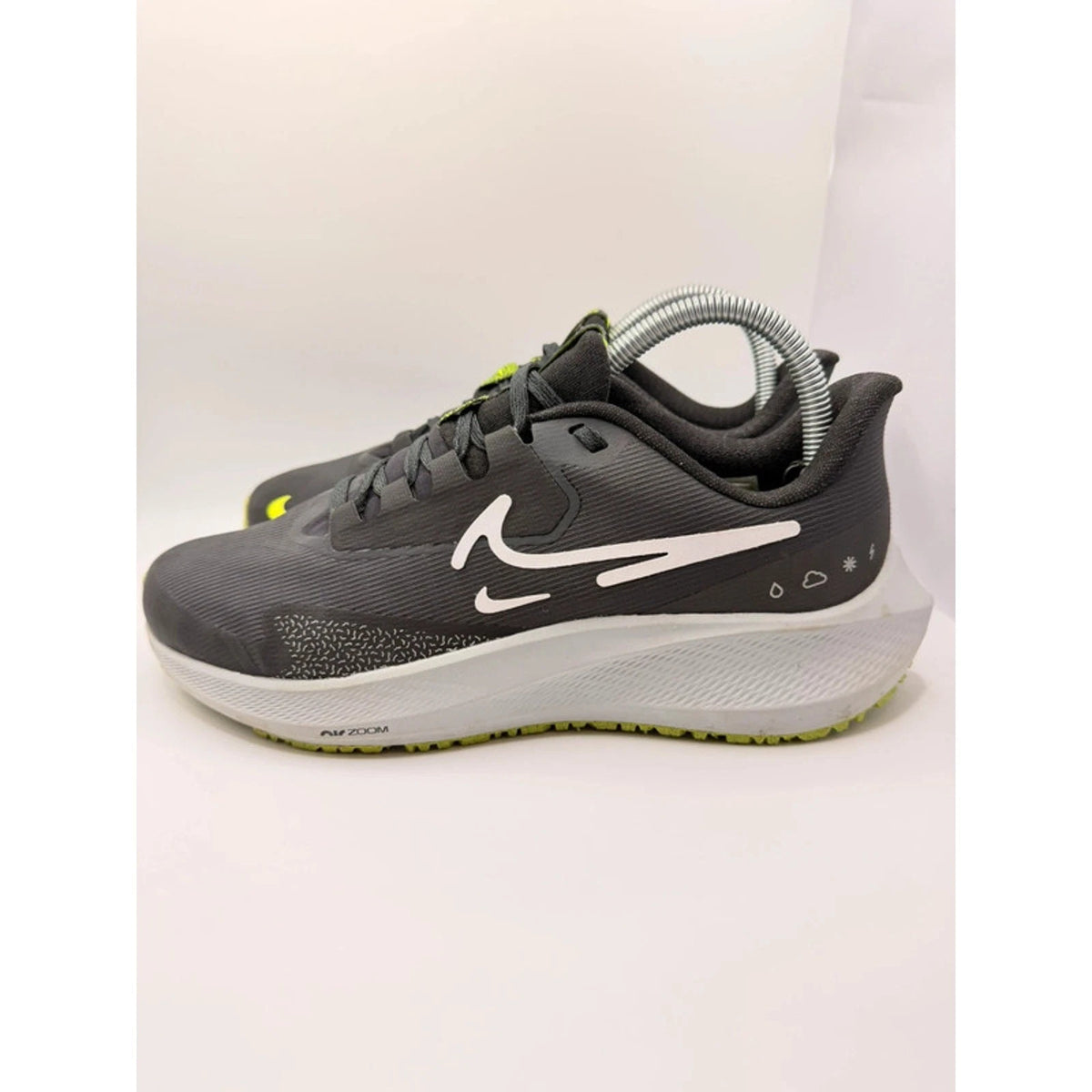 Nike Pegasus 39 Shield Waterproof Running Shoes UK 5.5 Grey Volt — photo 9