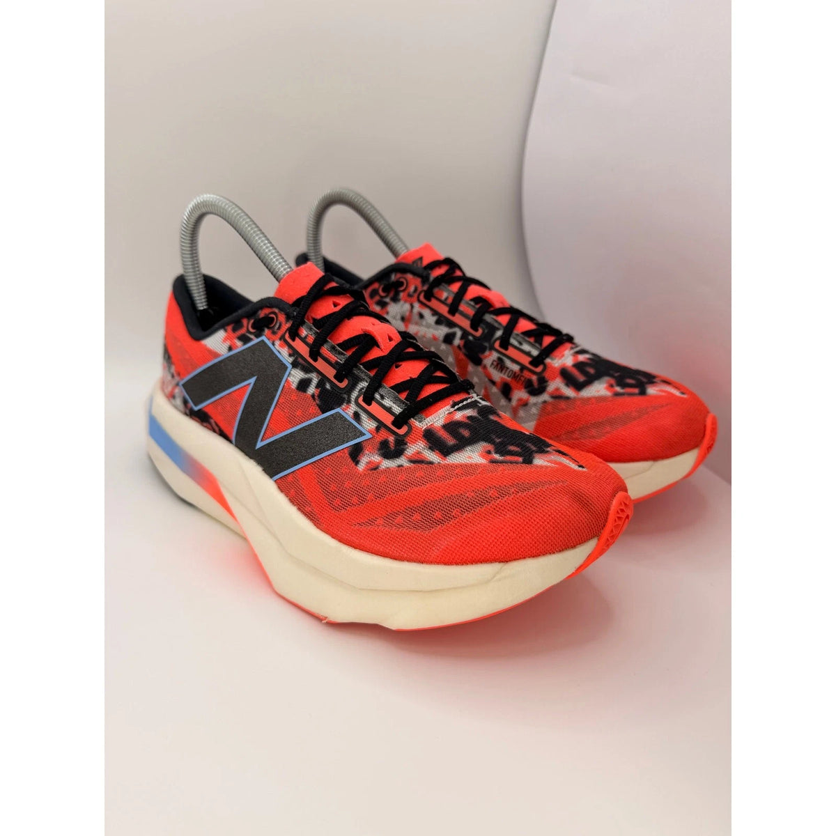 New Balance Rebel FuelCell SuperComp Elite v4 London Marathon 2025 UK 5 — photo 4