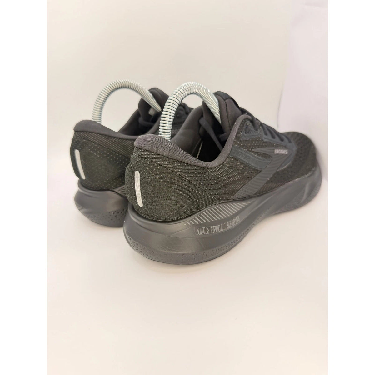 Brooks Adrenaline GTS24 Womens Stability Running Gym Trainers Size 6.5UK Black — photo 6